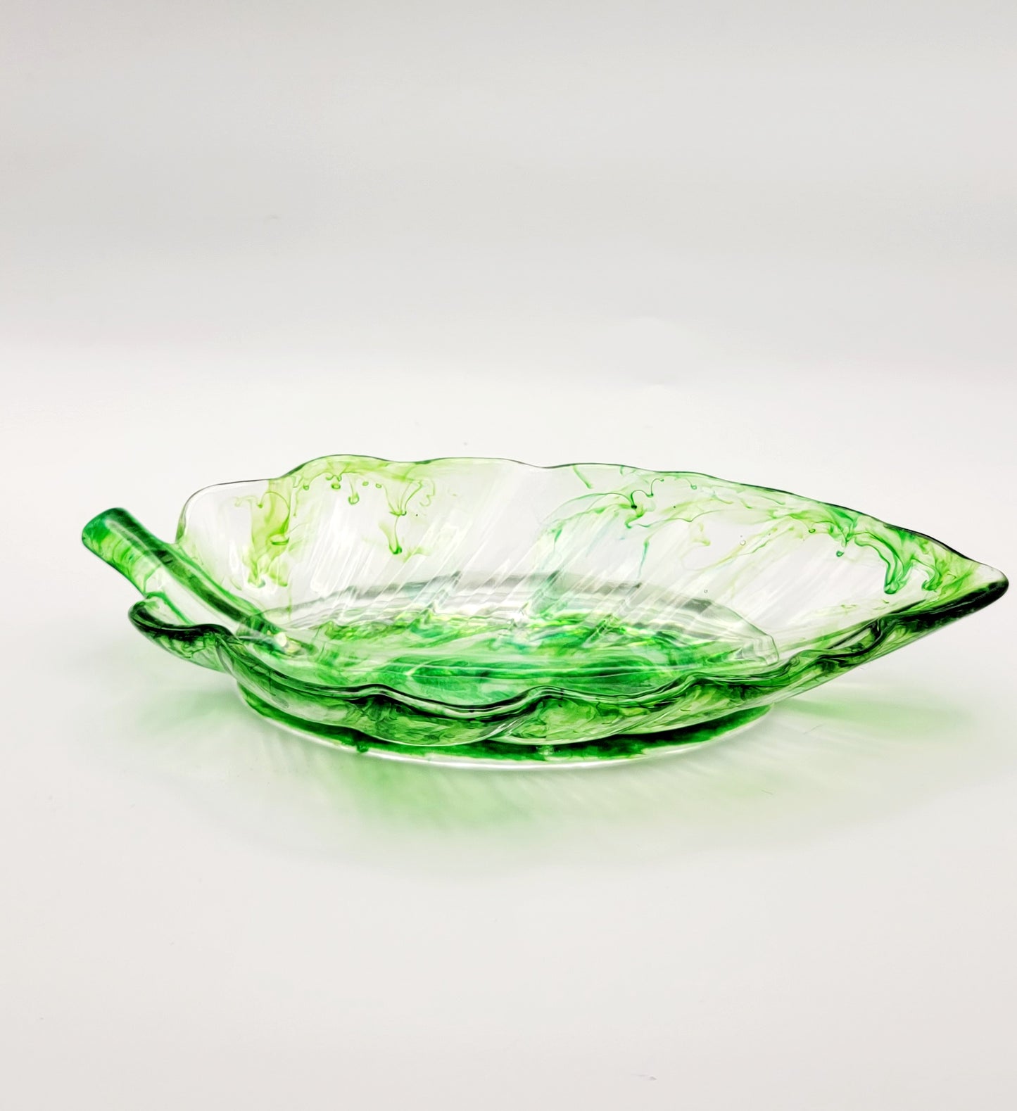 Leaf Dish (Clear w/green)