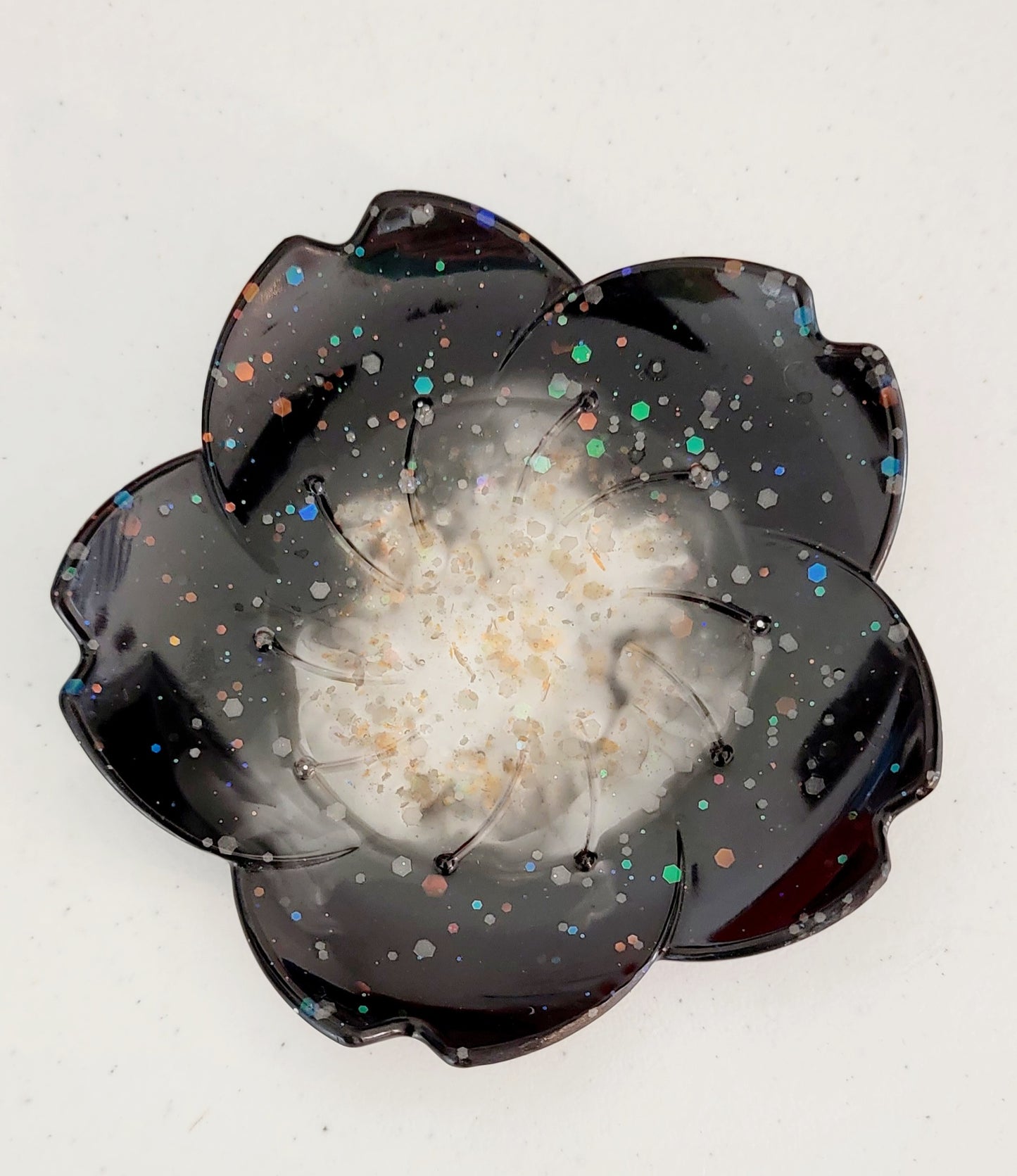 Small Flower Dish (Black w/Glitter)