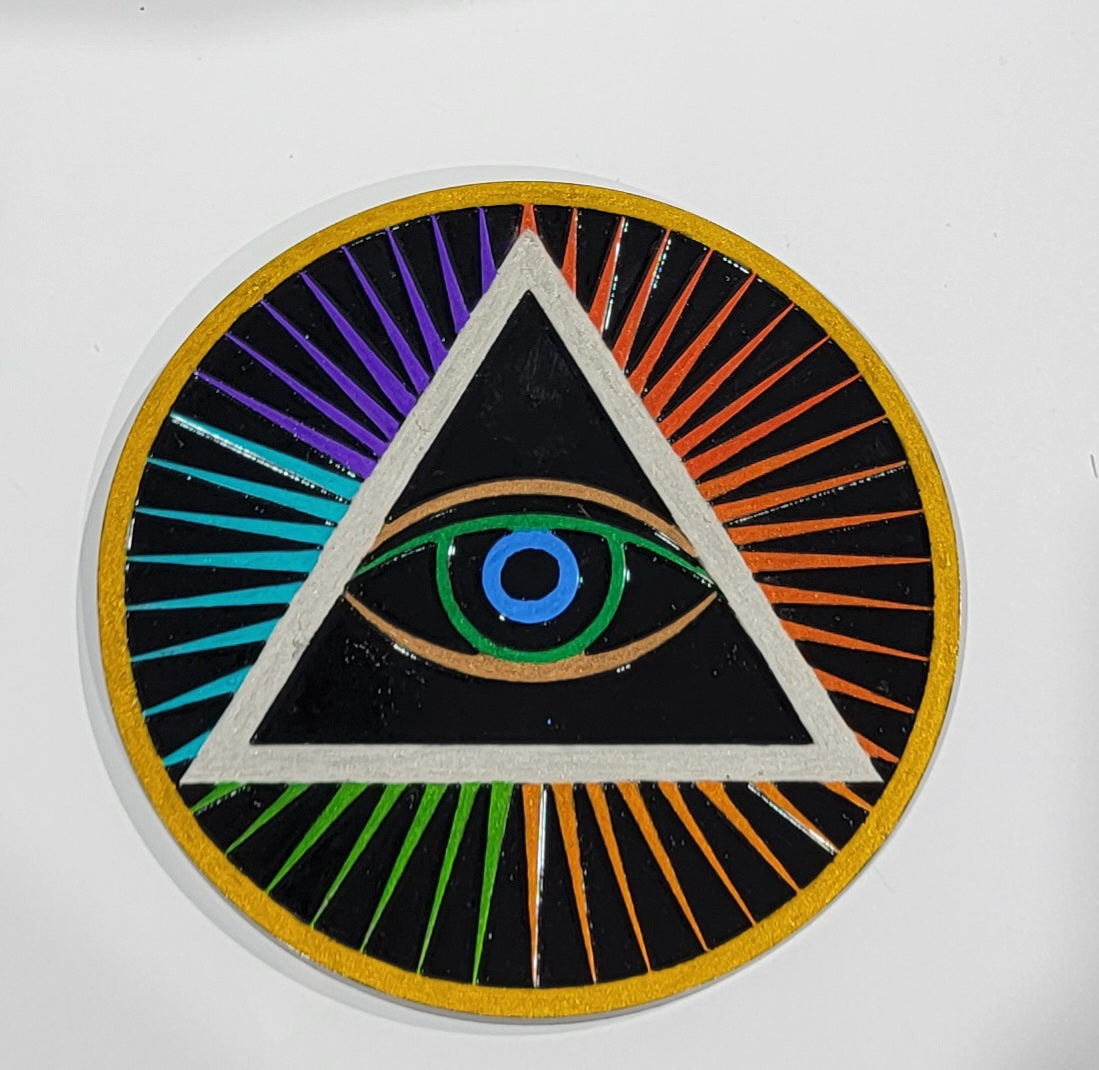 Circular plaque W/Pyramid (color Outline)