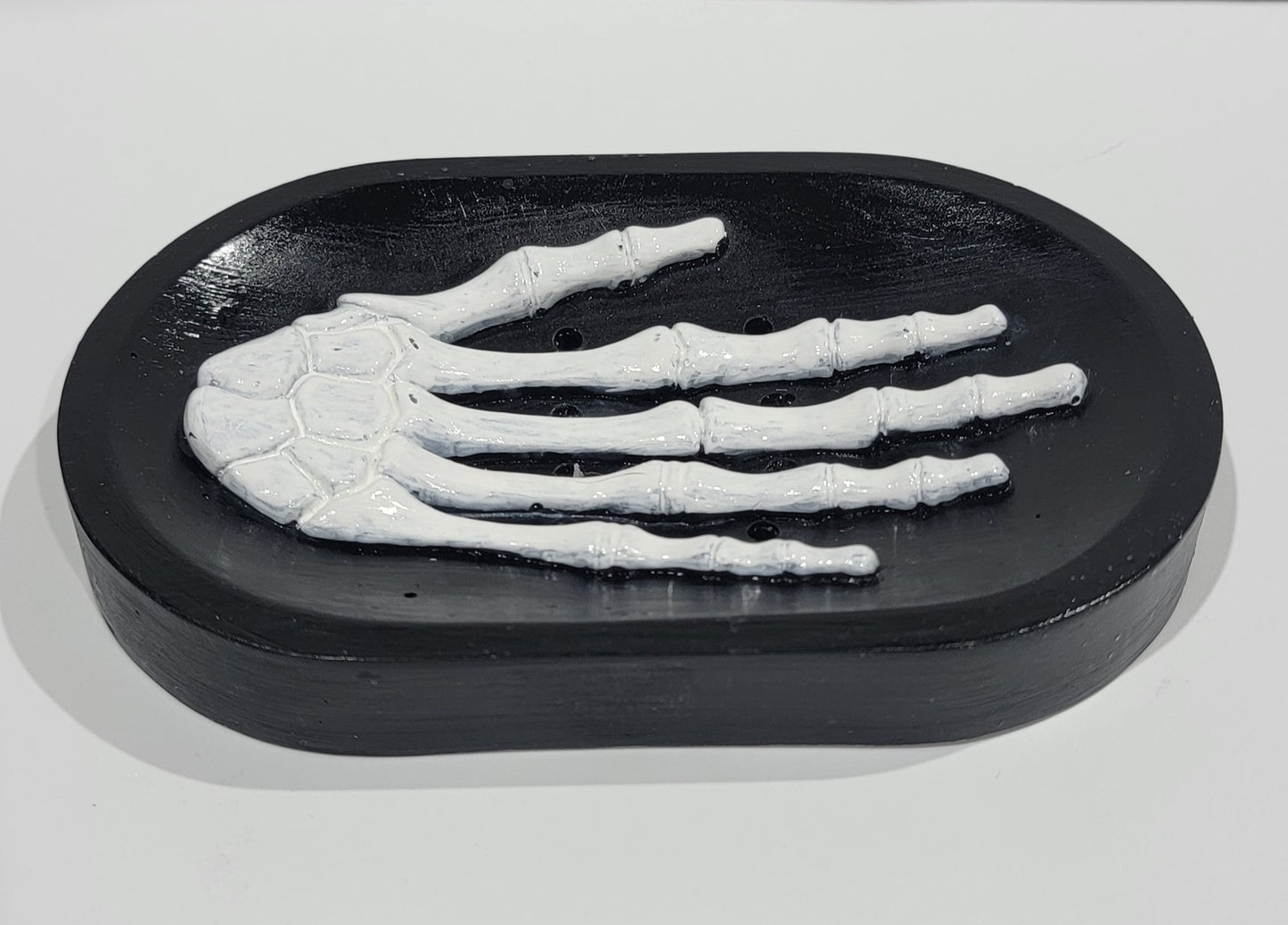 Skeleton Soap Dish black/white