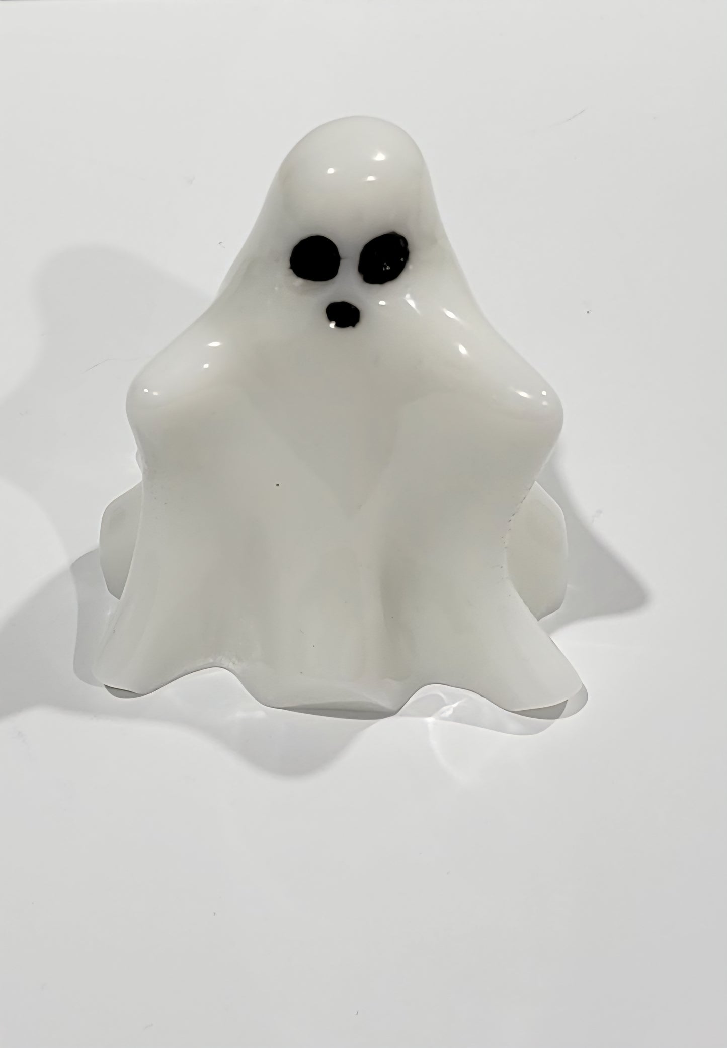 Ghost figurine white/black