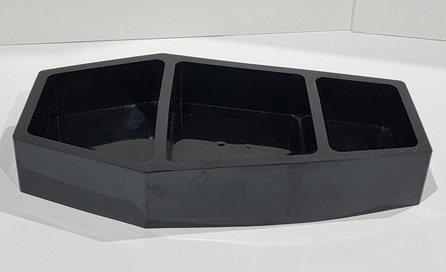 Coffin Dish Large Black