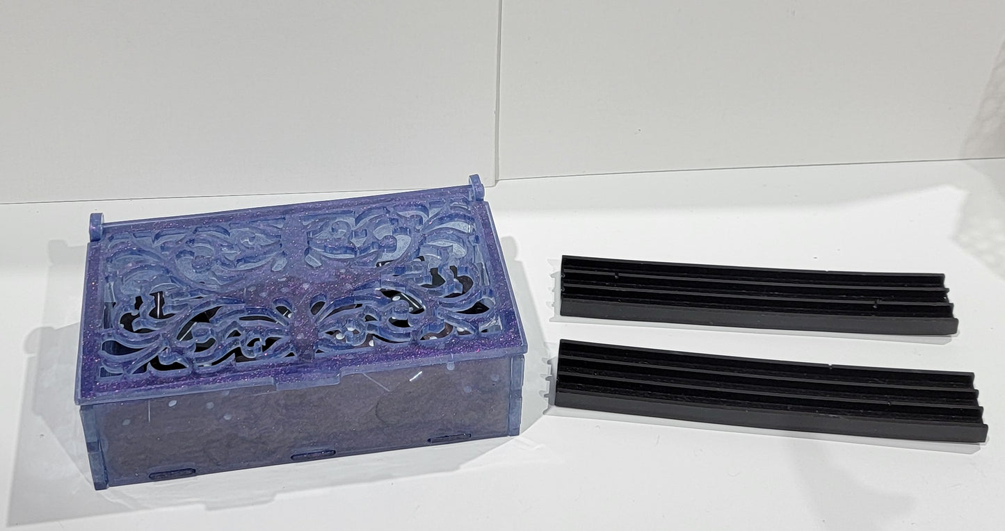 Domino's Purple with Decorative Box and Trays