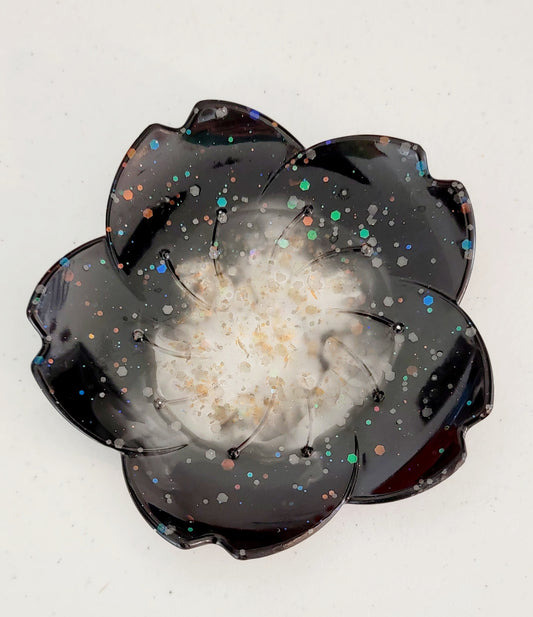 Small Flower Dish (Black w/Glitter)