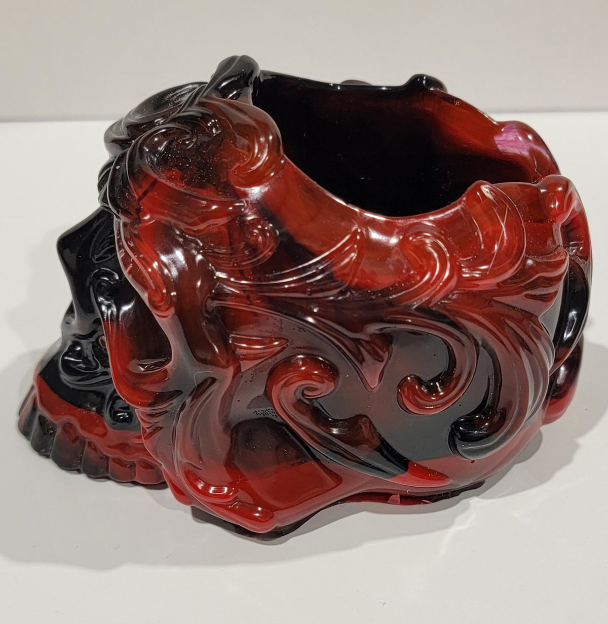 Skull Trinket Dish – Gothic Resin Décor for Jewelry & Keys