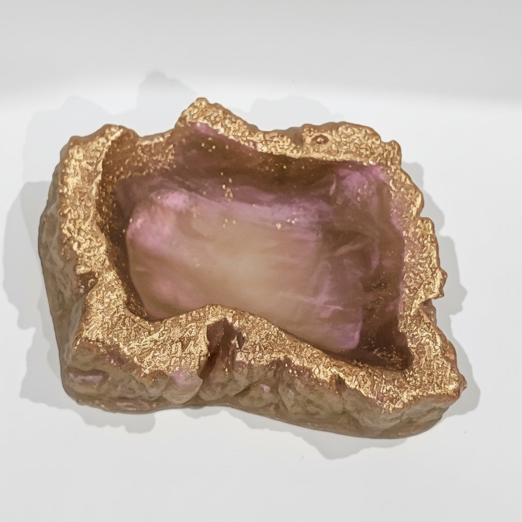 Rock‑Shaped Soap Dish in Gold & Pink