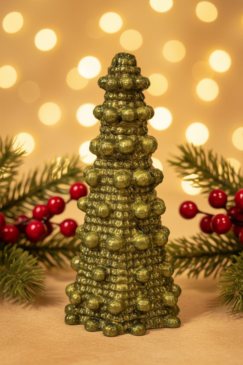 Christmas Tree Statue with Balls