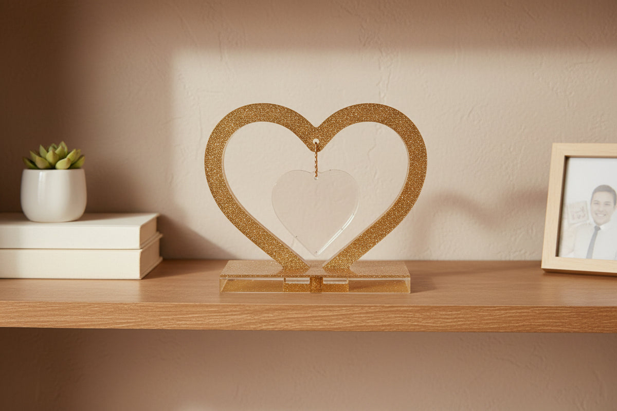 Standing Heart w/ center Heart for Picture