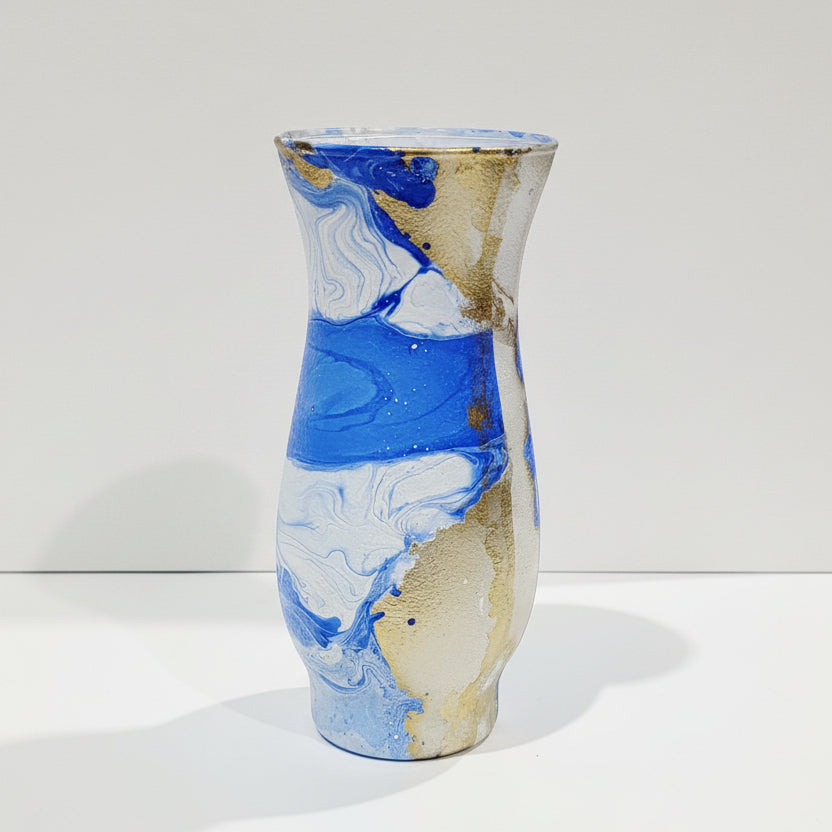 Charming Gold & White Accent Vase