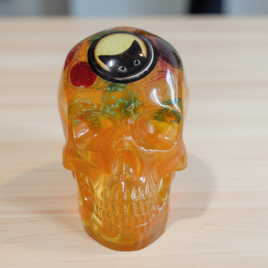Resin Skull with Glow Marbles & Cat Charm – Halloween Décor