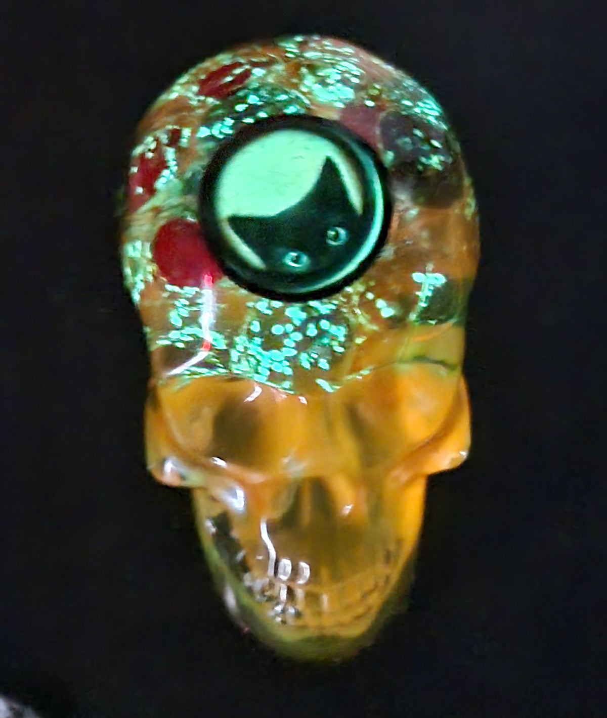 Resin Skull with Glow Marbles & Cat Charm – Halloween Décor
