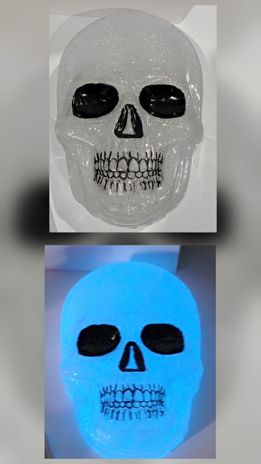 Glow‑in‑the‑Dark Skull Trinket Dish