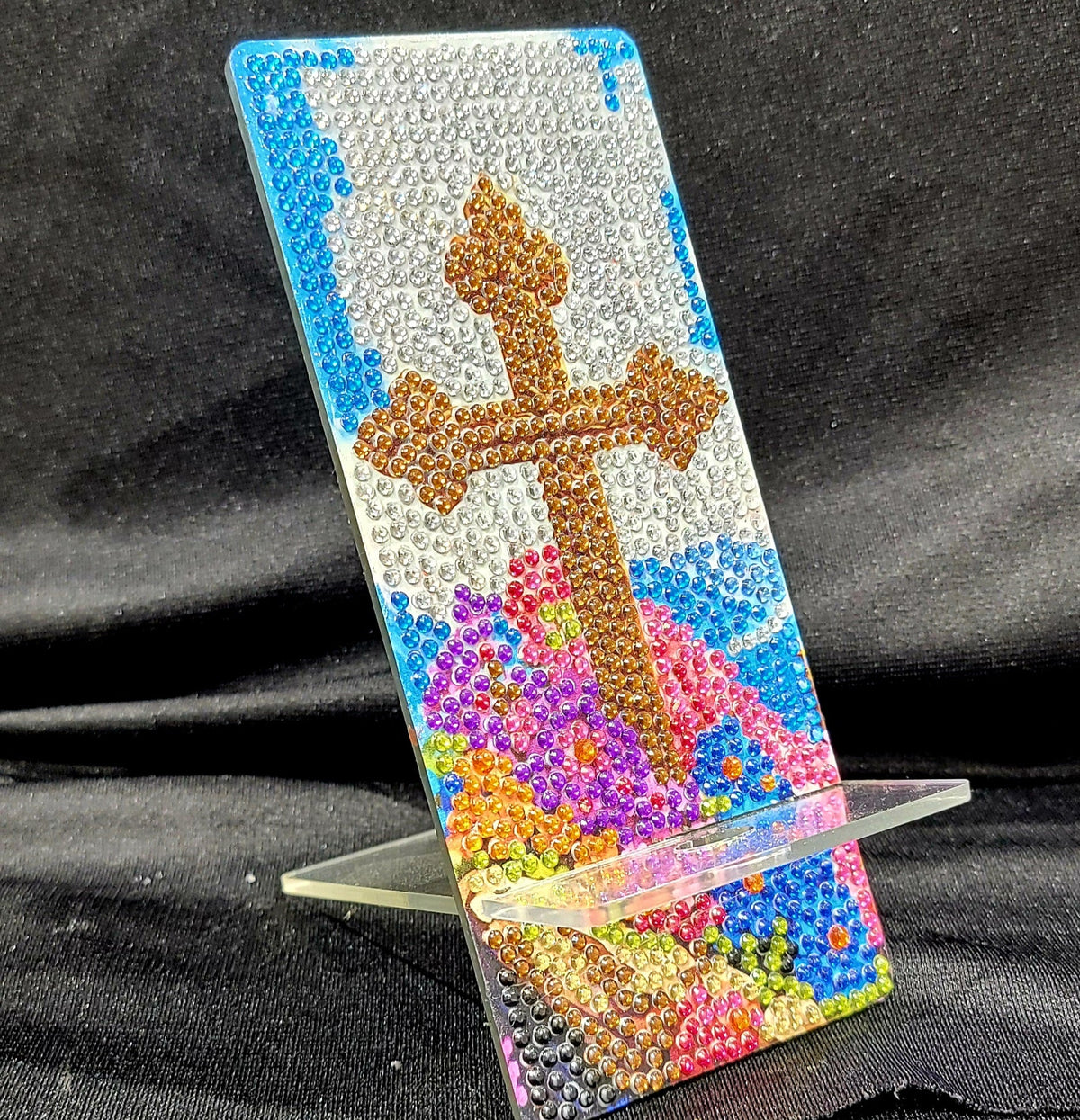Christian Cross Phone Stand – Uplifting Desk Accessory
